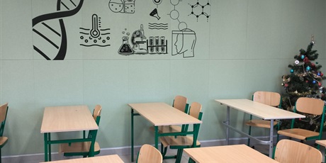 Powiększ grafikę: wyciszylismy-sale-w-szkole-w-ramach-projektu-wlaczamy-gdanskie-szkoly-670245.jpg